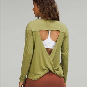 Lululemon Women’s Modal blend Open back long sleeve shirt Bronze Green